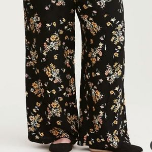 Torrid Floral Print Tie Front Wide Leg Pants
